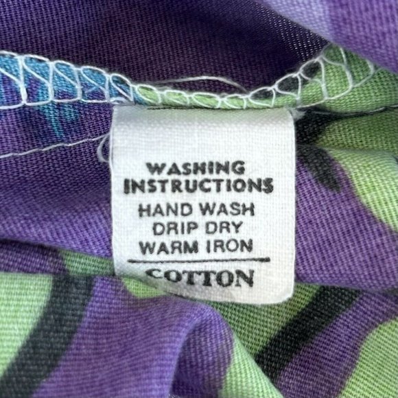 Goosebumps Shirt Mens Size Small Button Up Short Sleeve Allover Print Lonely Kid - Picture 4 of 4